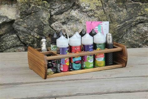 Learn the difference between THC liquid vs THC oil, how each is used, how they compare in potency, storage, safety, and which one may fit your needs best.